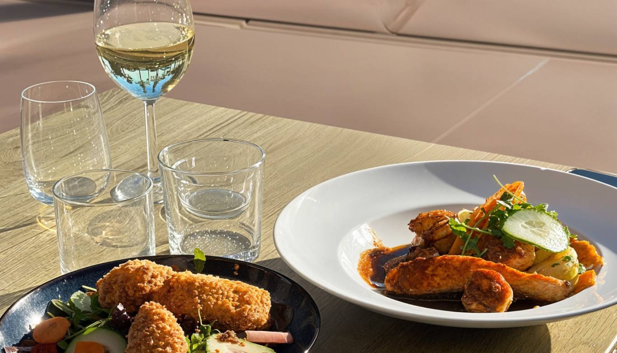 Le restaurant - La Guinguette - restaurant NICE - restaurant nice bord de mer - restaurant nice promenade des anglais - top restaurant NICE